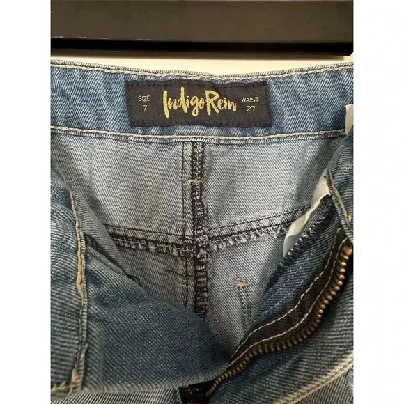 Indigo Rein Women's Distressed Denim Cut-Off Shorts Size 7 Blue High Rise #003 - Picture 2 of 5